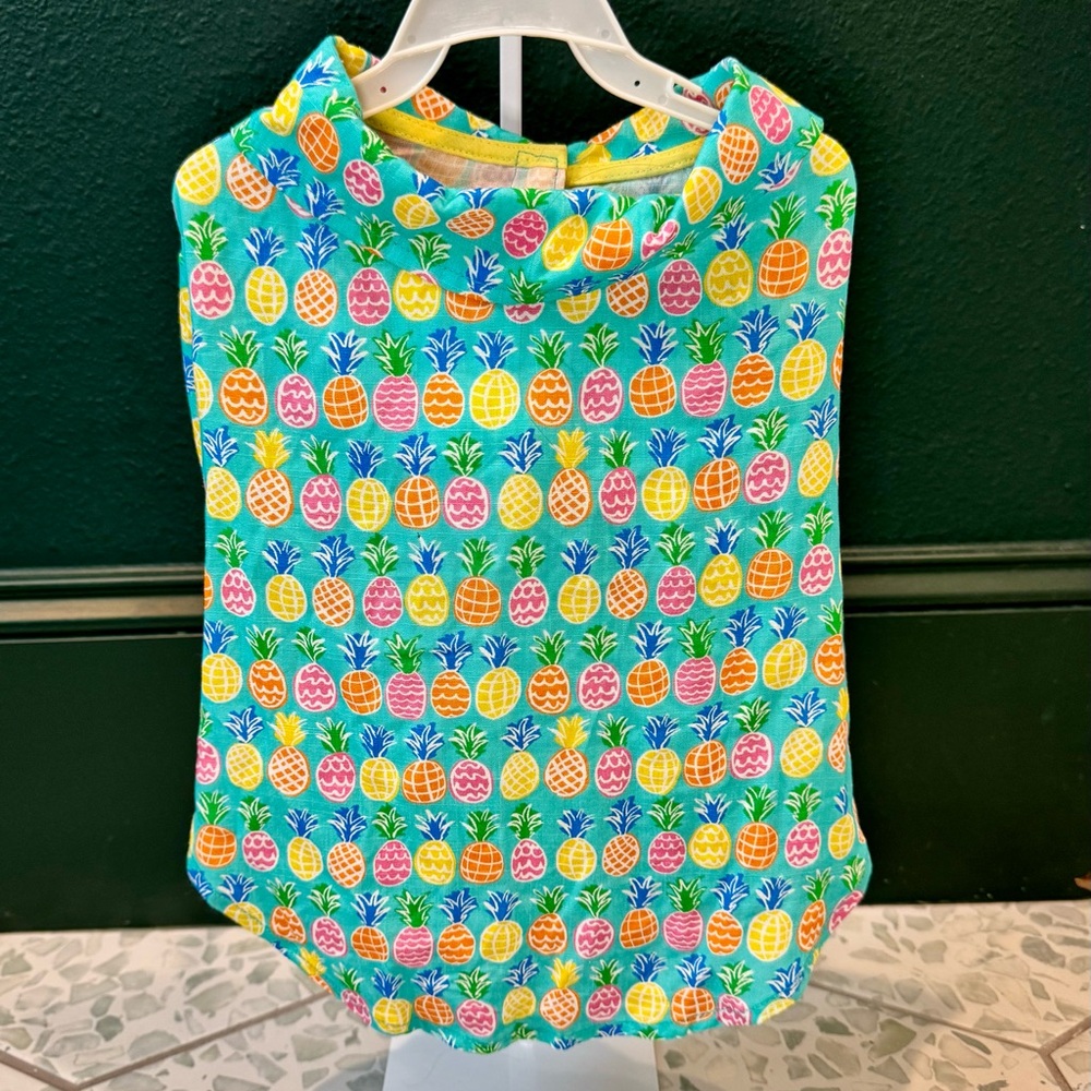 NWOT✨ Cynthia Rowley Multi Pineapple Hawaiian Style Pet Shirt, Medium *3/$15* - Picture 2 of 11